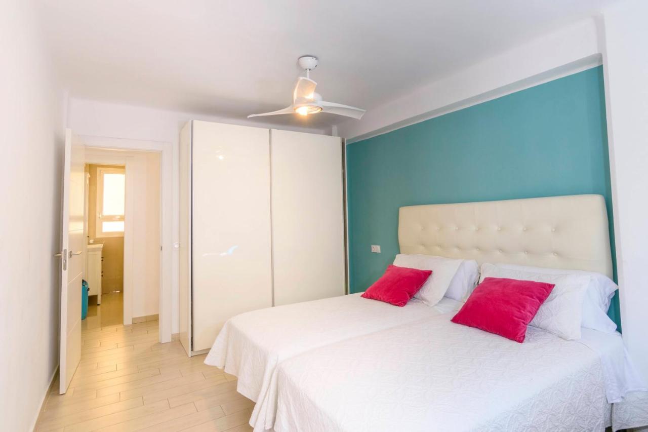 Apartamento Vialia Малага Екстер'єр фото